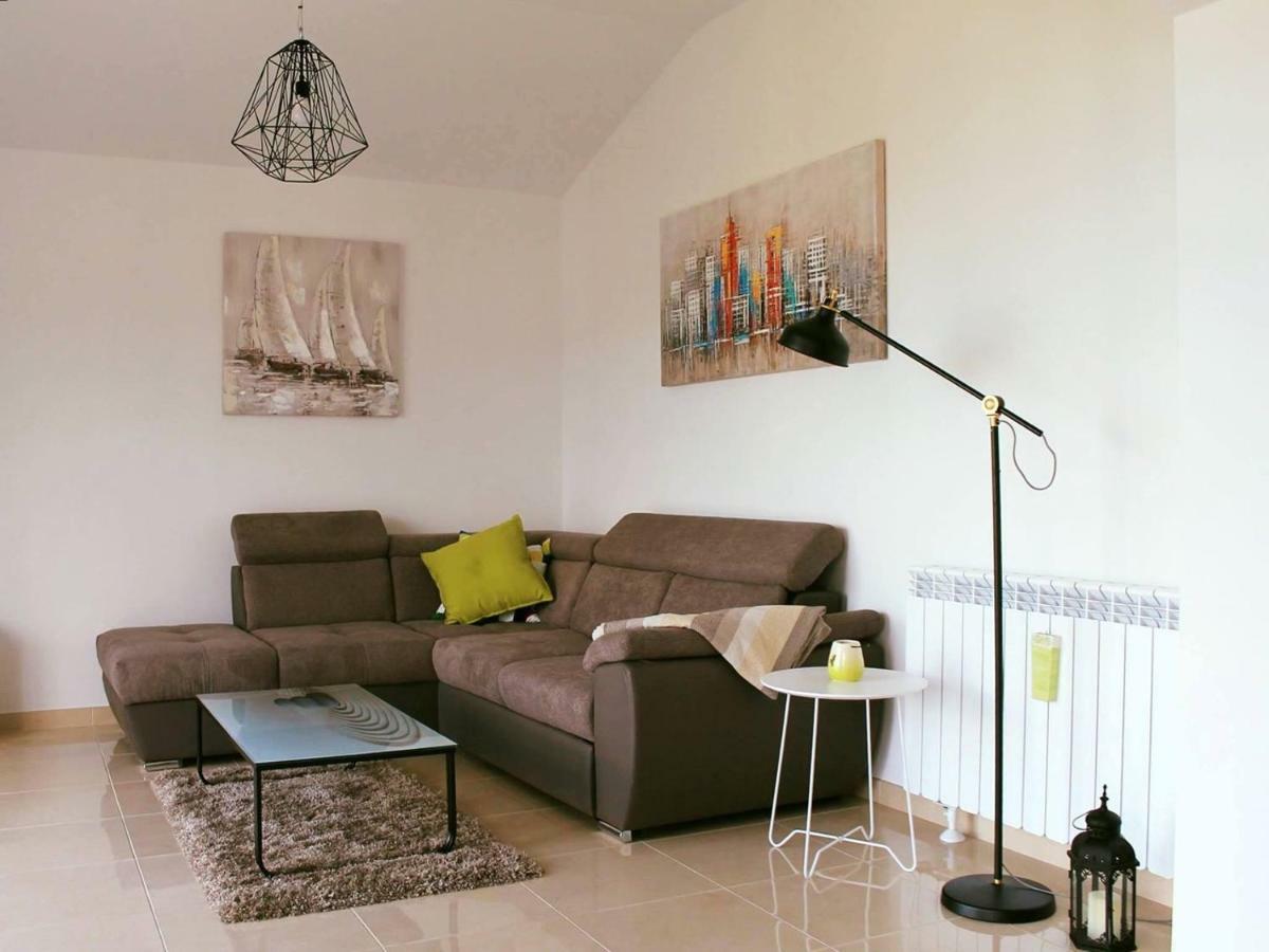 Apartman Ruza 2 Opric Eksteriør bilde